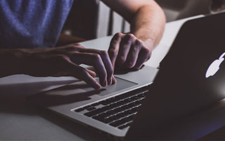 乐鱼官方网站-医生：马拉多纳必须至少住院到周一 他得戒掉酒瘾